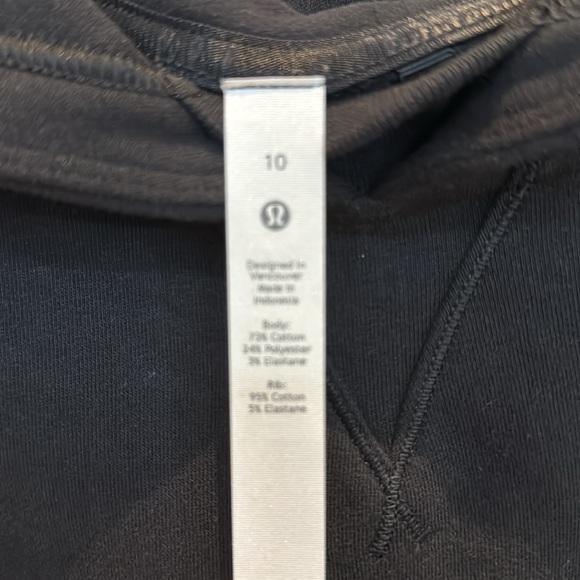 NWT Lululemon All Yours Graphic Logo Hoodie Size 10 Black Holographic - Picture 6 of 6
